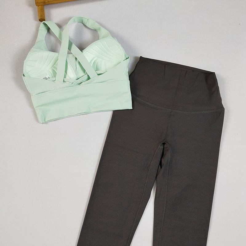 Set: Sport Bra Top + Yoga Pants Product Image