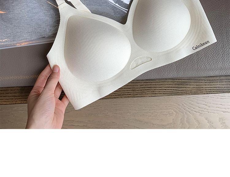 Plain Seamless Wireless Bra Product Image