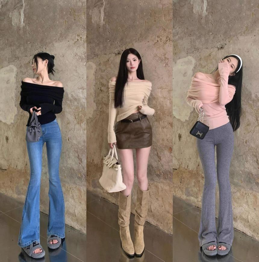 Long-Sleeve Off-Shoulder Ribbed Knit Top Product Image