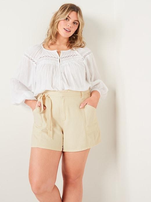 High-Waisted Belted Workwear Twill Shorts -- 4.5-inch inseam Product Image