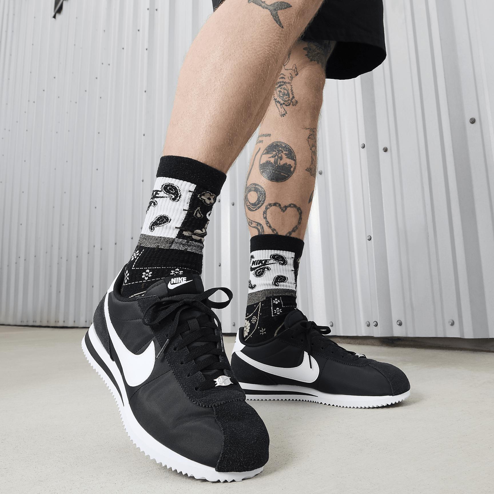 Nike Cortez Textile Men's Shoes Product Image