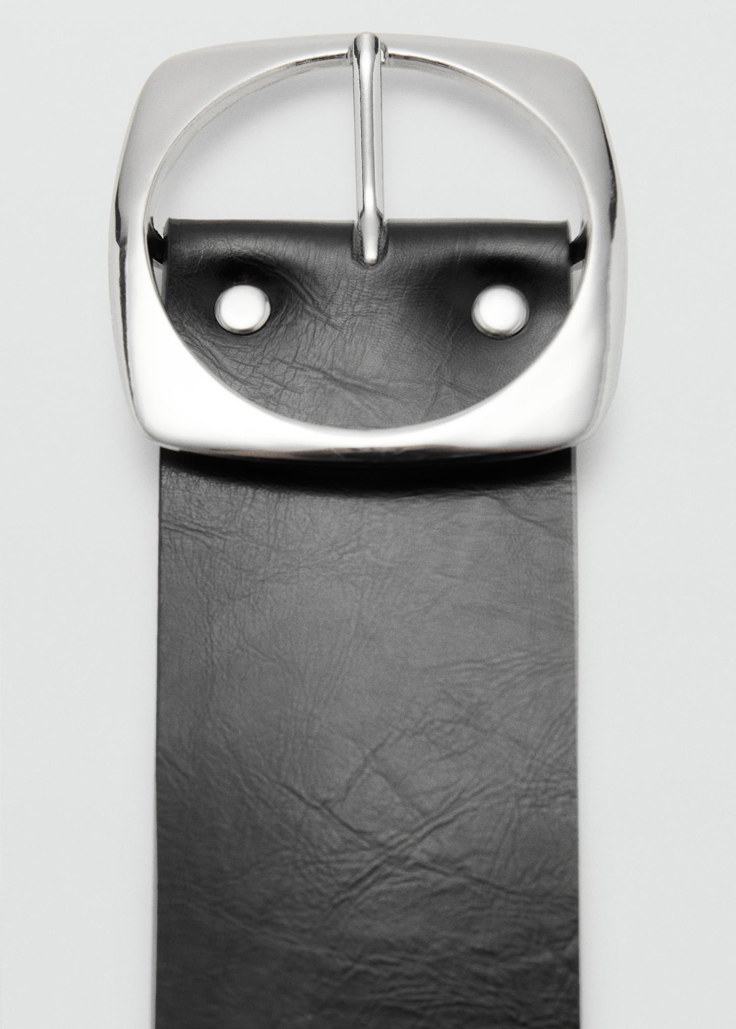 Leather belt with oval buckle - Women | MANGO USA Product Image