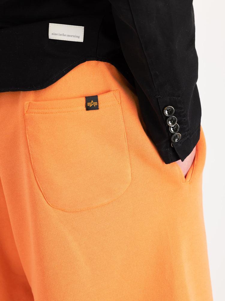 ALPHA ESSENTIAL RELAXED SHORT Product Image