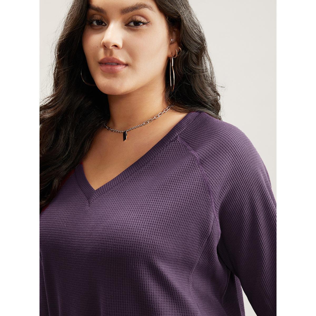 Plus Size Plain Textured Stitch Raglan Sleeve Sweatshirt Women Eggplant Casual Plain V-neck Everyday Sweatshirts BloomChic 22-24/3X Product Image