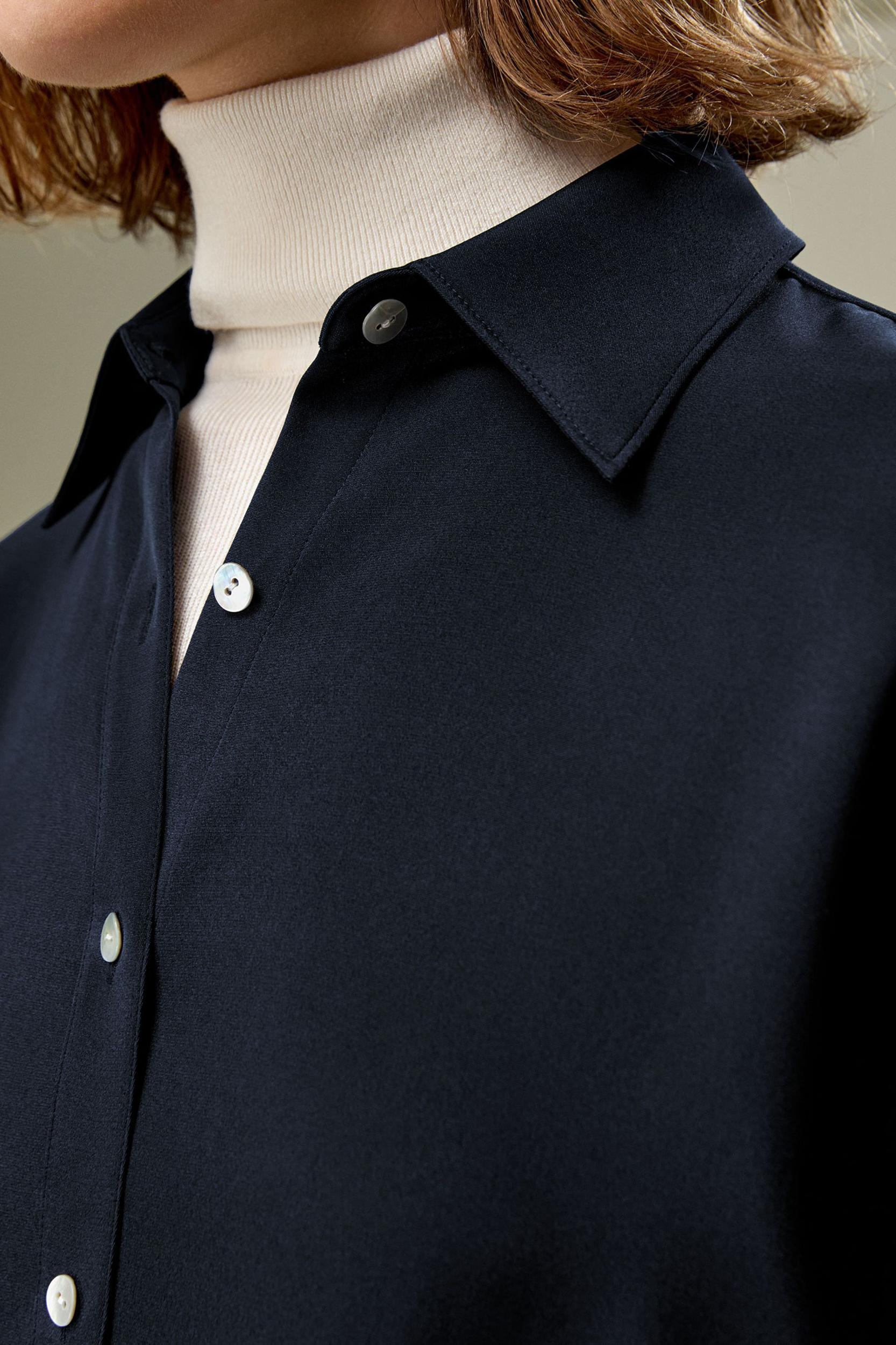 The One Relaxed Fit Silk Shirt Product Image