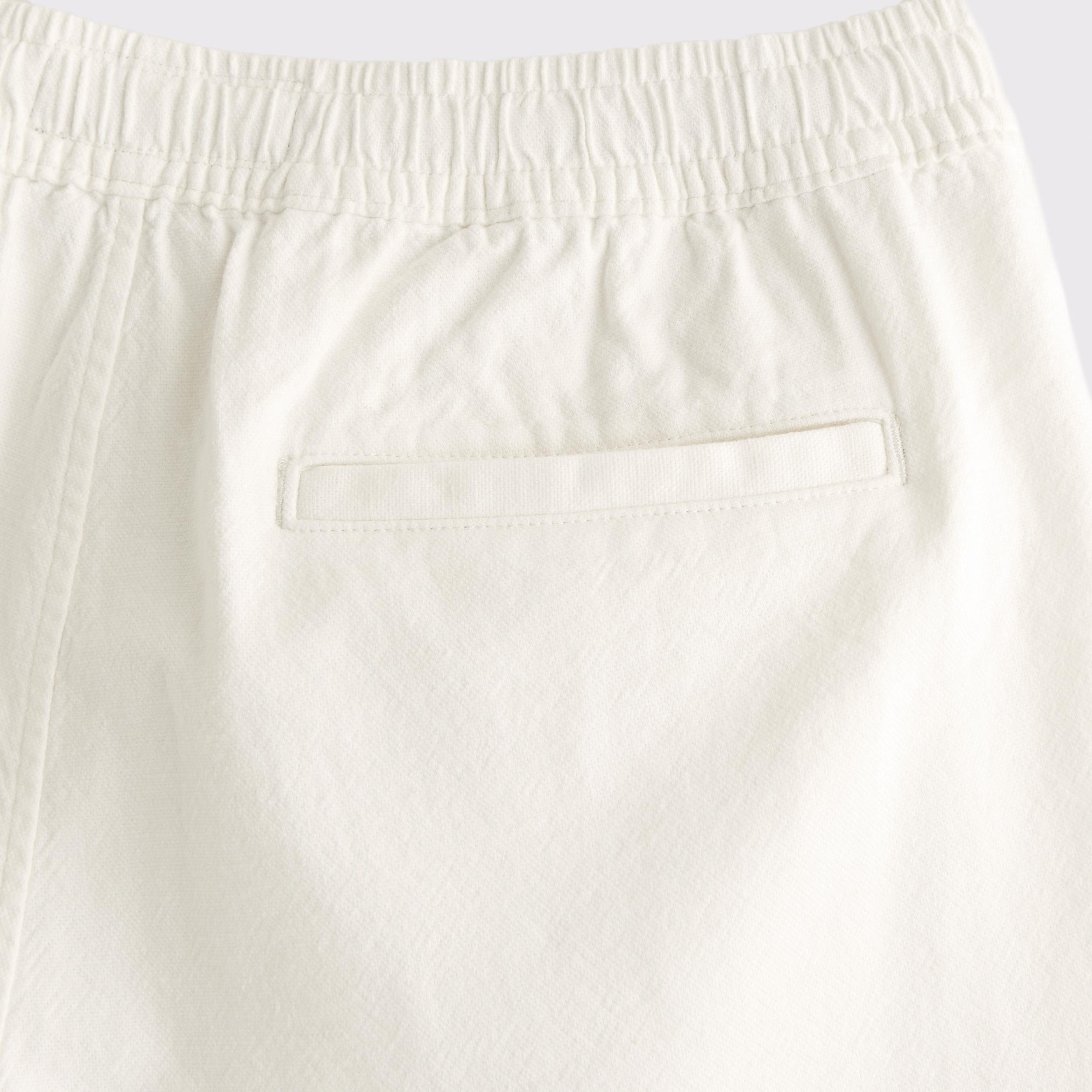 Cotton Texture Pull-On Short Product Image