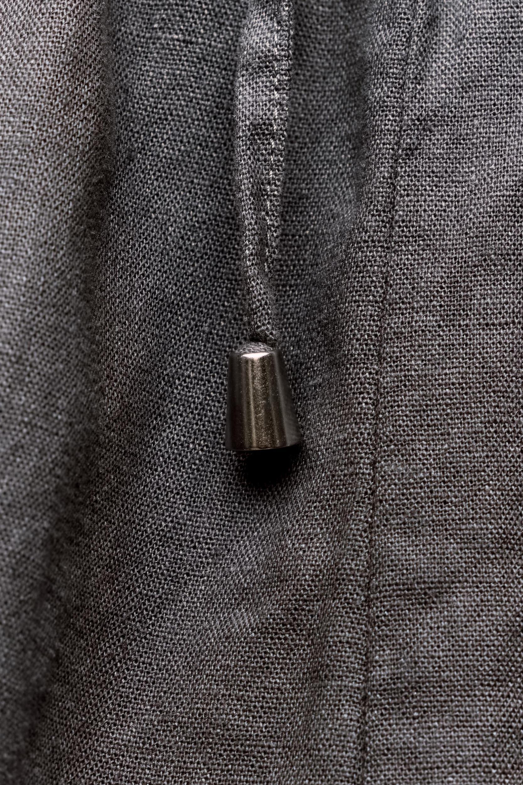 LINEN BLEND SHORTS Product Image