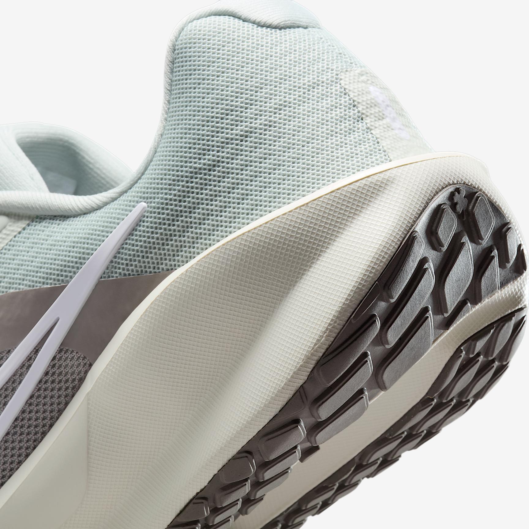 Nike Men's Downshifter 13 Road Running Shoes Product Image