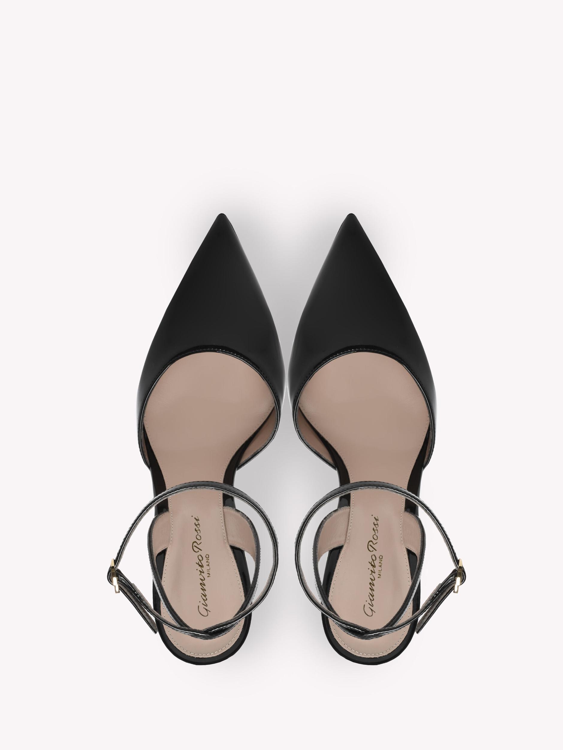 CARA Gianvito Rossi Product Image