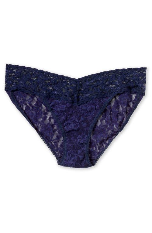 Signature Lace V-Kini Briefs Product Image