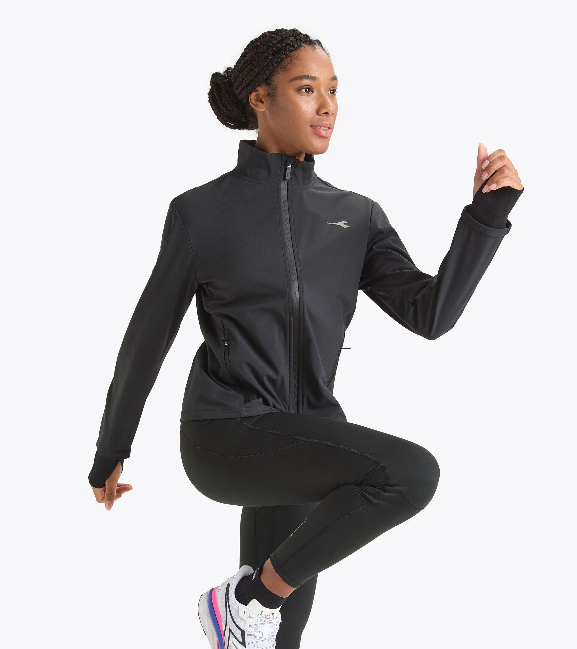 U. FZ SOFTSHELL RUN CREW Product Image