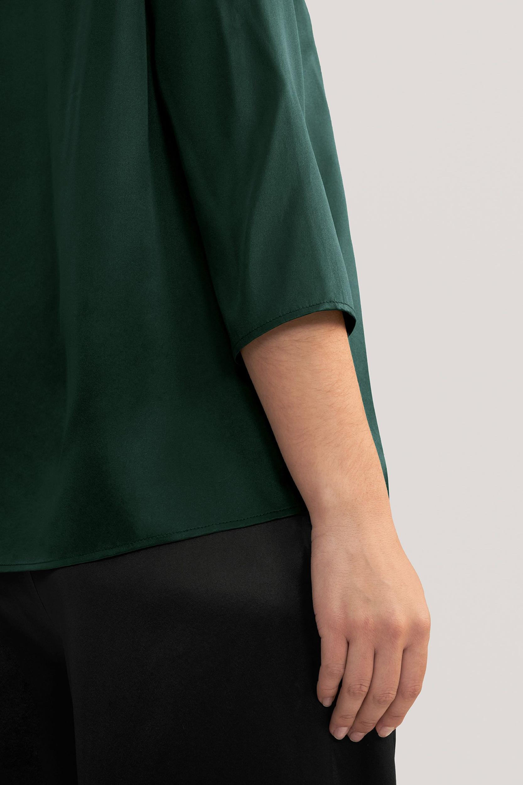 3/4 Sleeve Boat Neck Silk Blouse Product Image