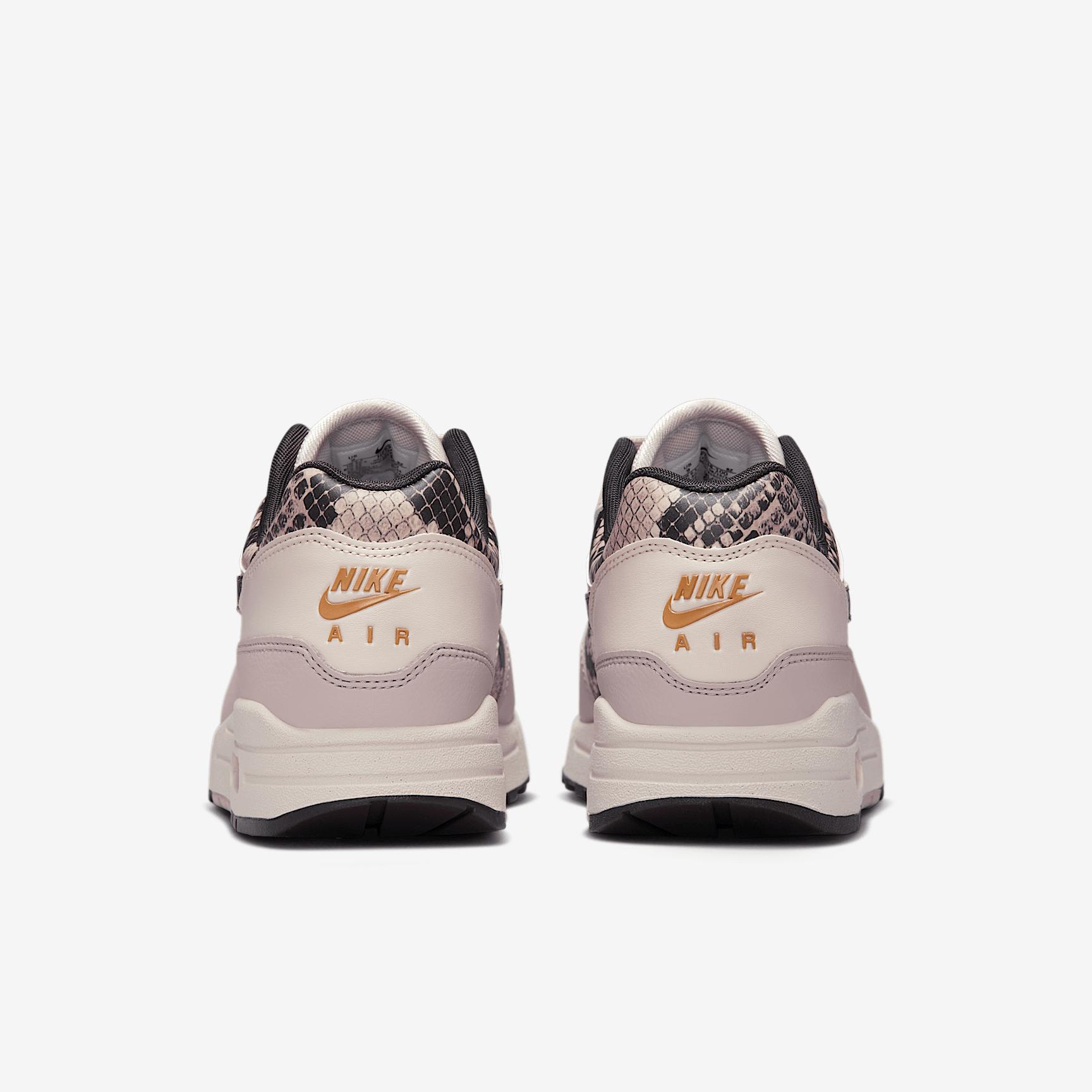Nike Air Max 1 '87 Women's Shoes Product Image