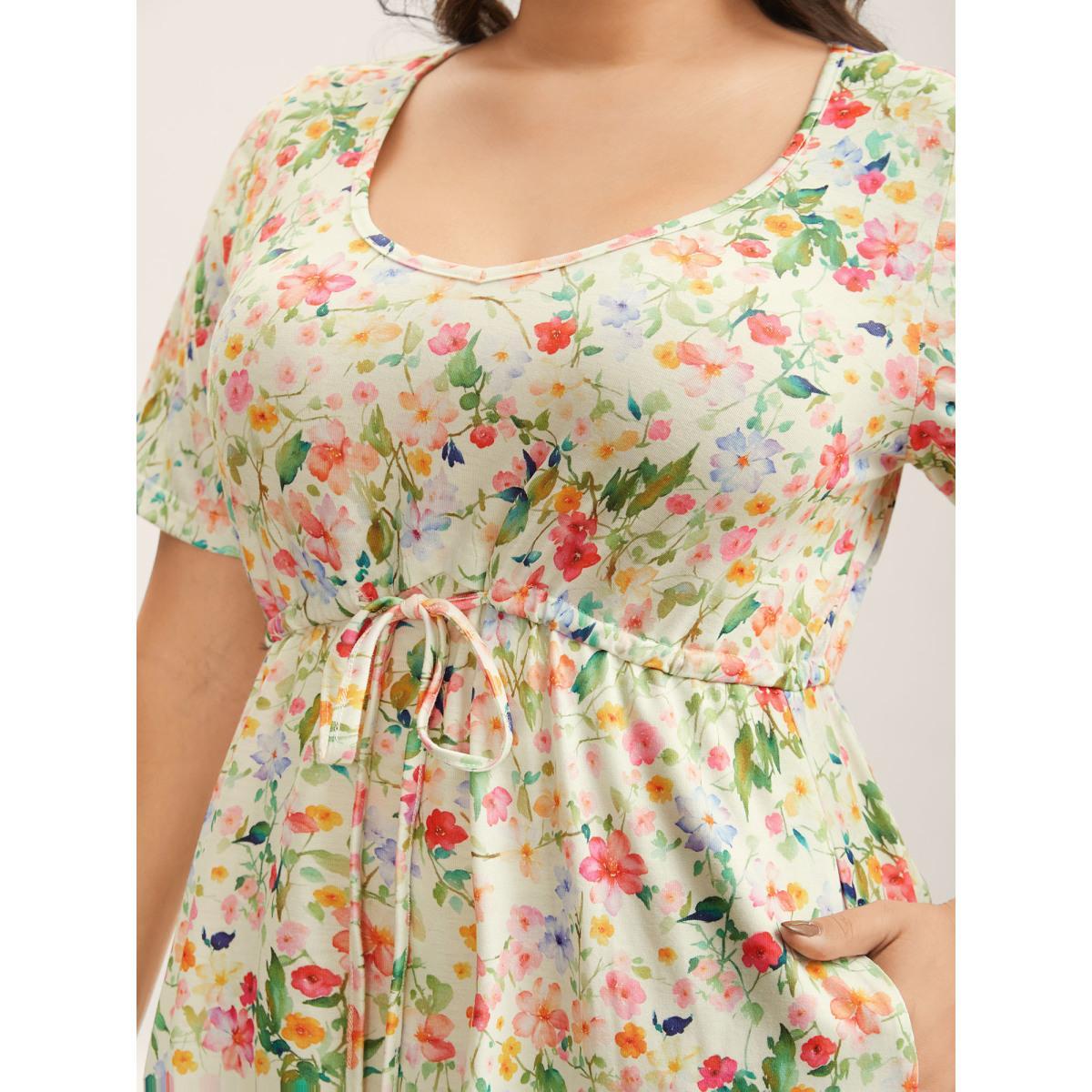 Plus Size Ditsy Floral Print Waist Tie Midi Dress Multicolor Women V-neck Short sleeve Curvy BloomChic 18-20/2X Product Image