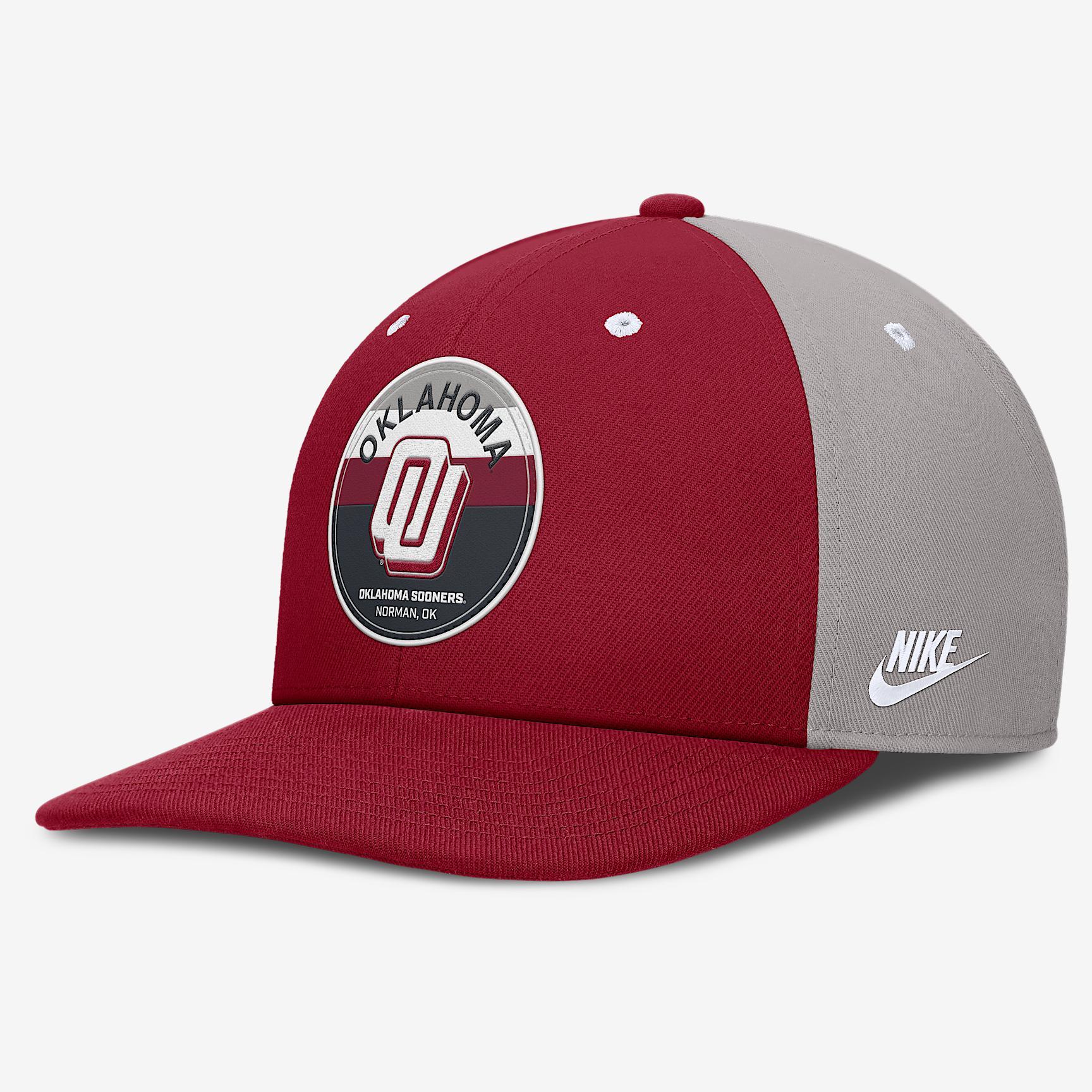 Duke Athletic Prep Pro Men's Nike Dri-FIT College Adjustable Hat Product Image