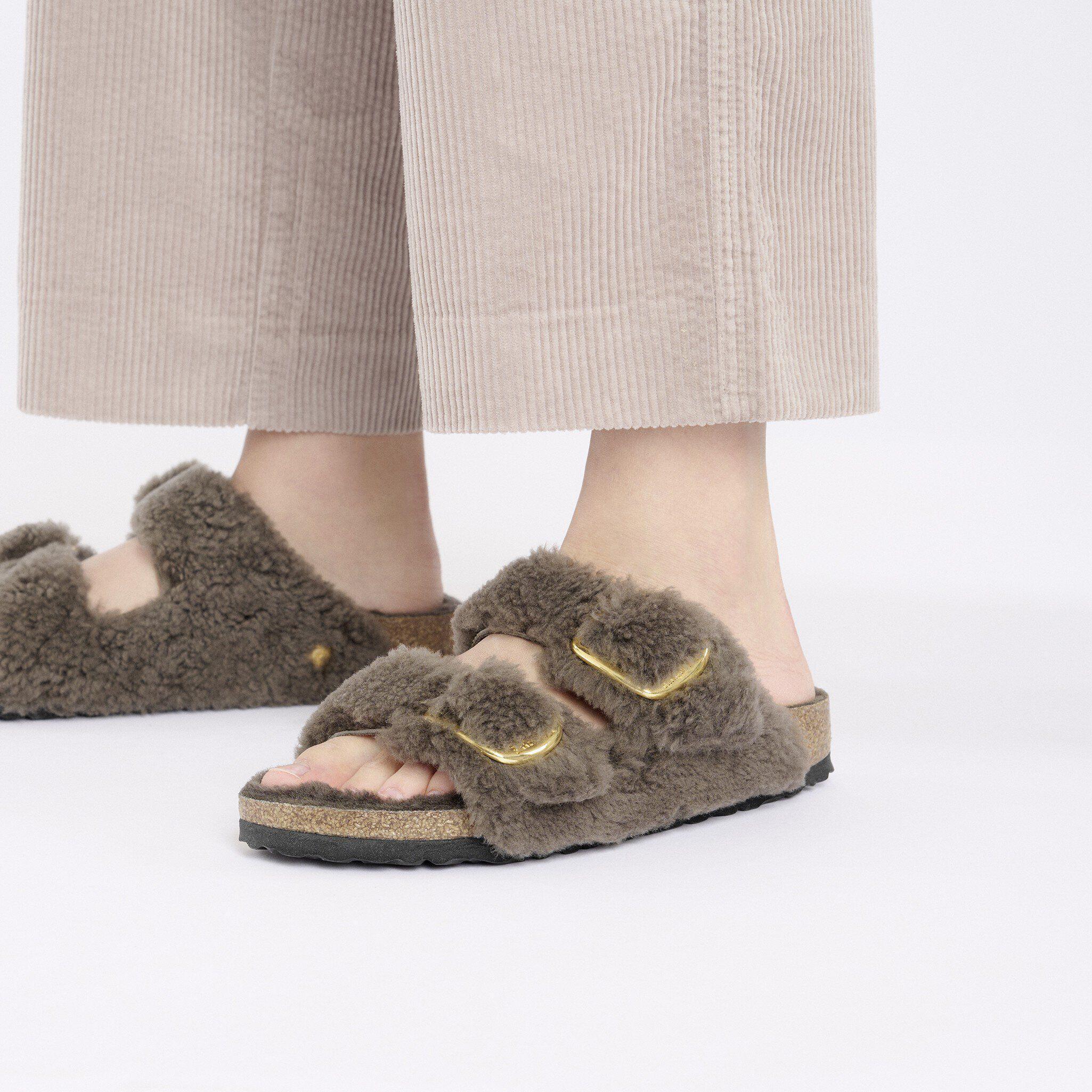 Arizona Big Buckle Fur Product Image