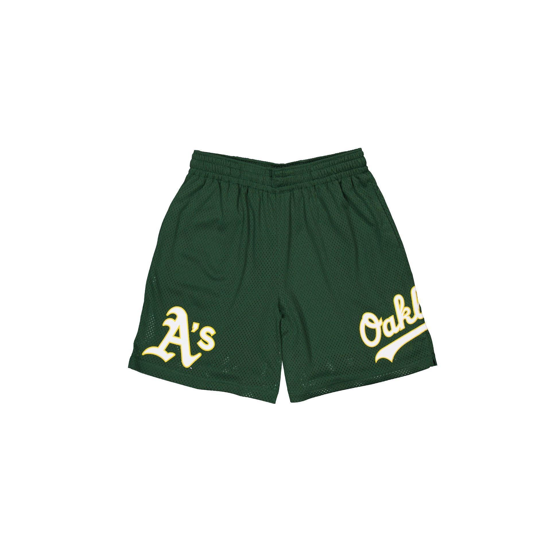 Atlanta Braves Summer Shorts Male Product Image