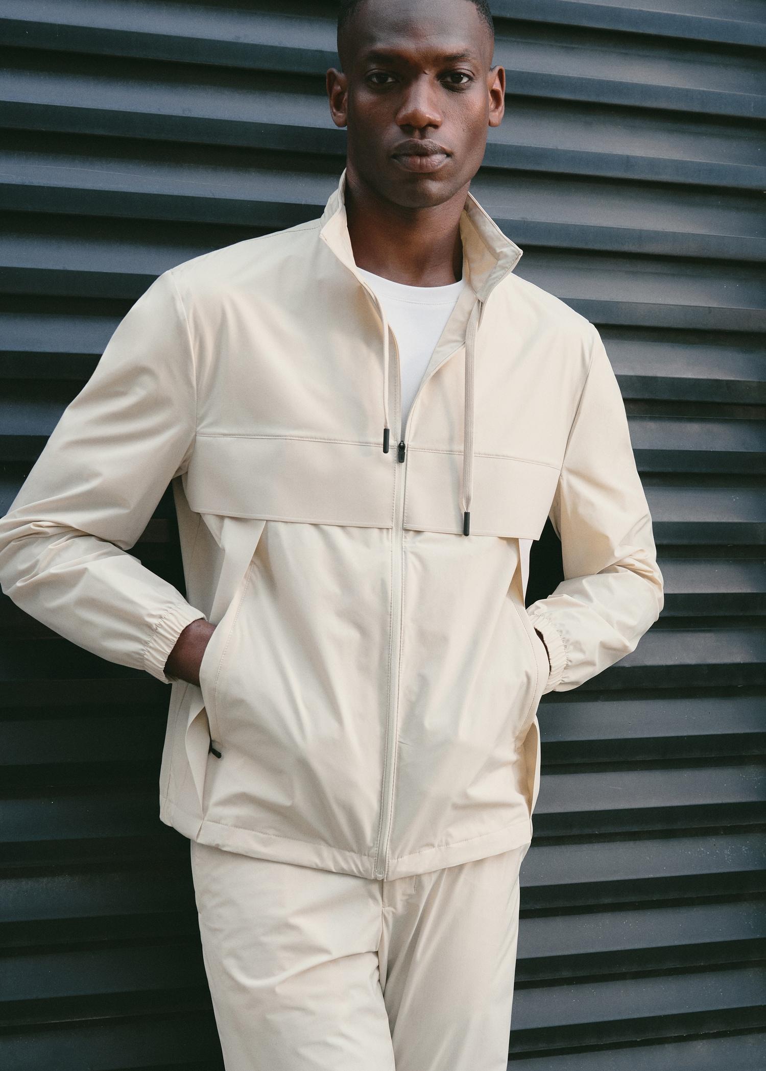 Water-repellent COOLMAX® jacket - Men | MANGO USA Product Image