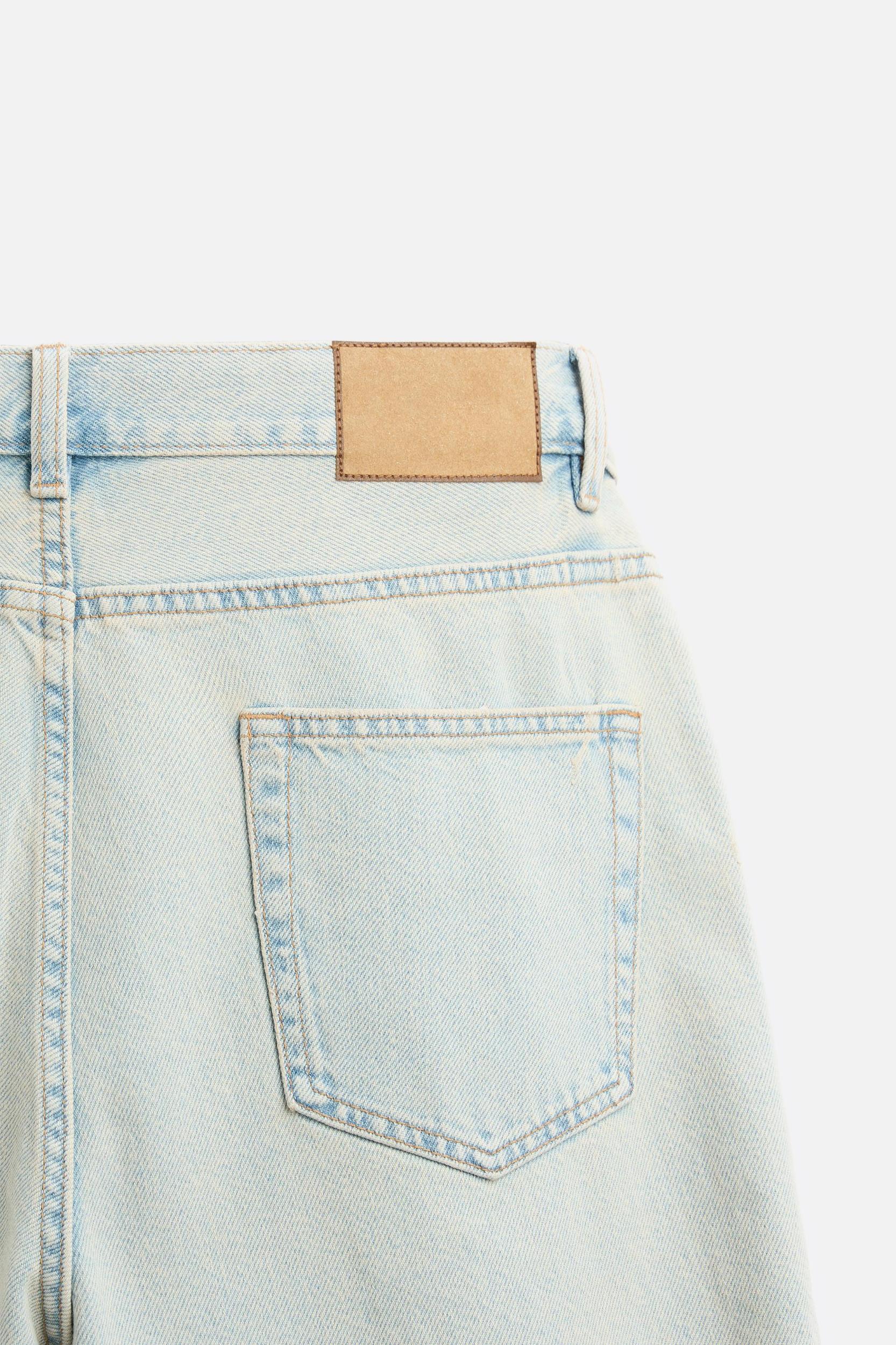 STRAIGHT FIT DENIM SHORTS Product Image