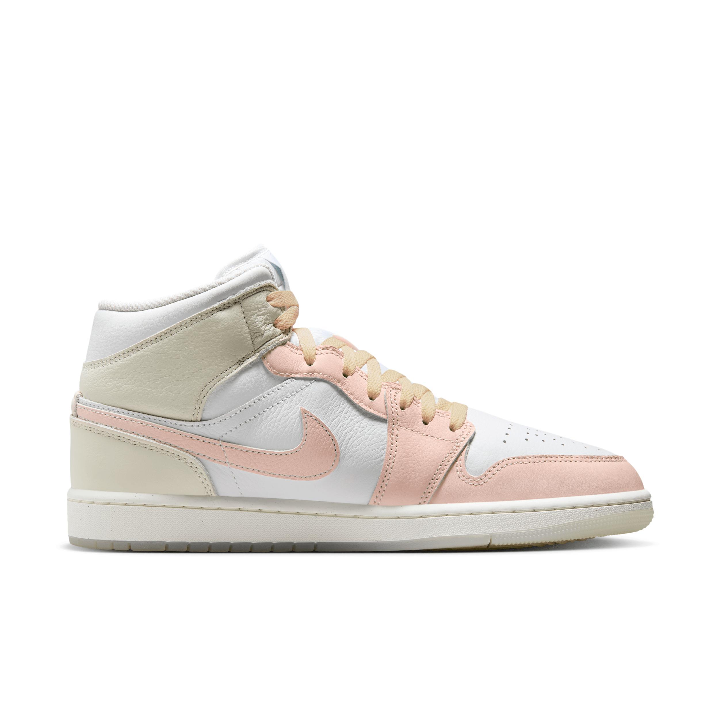 Men's Air Jordan 1 Mid SE Shoes Product Image