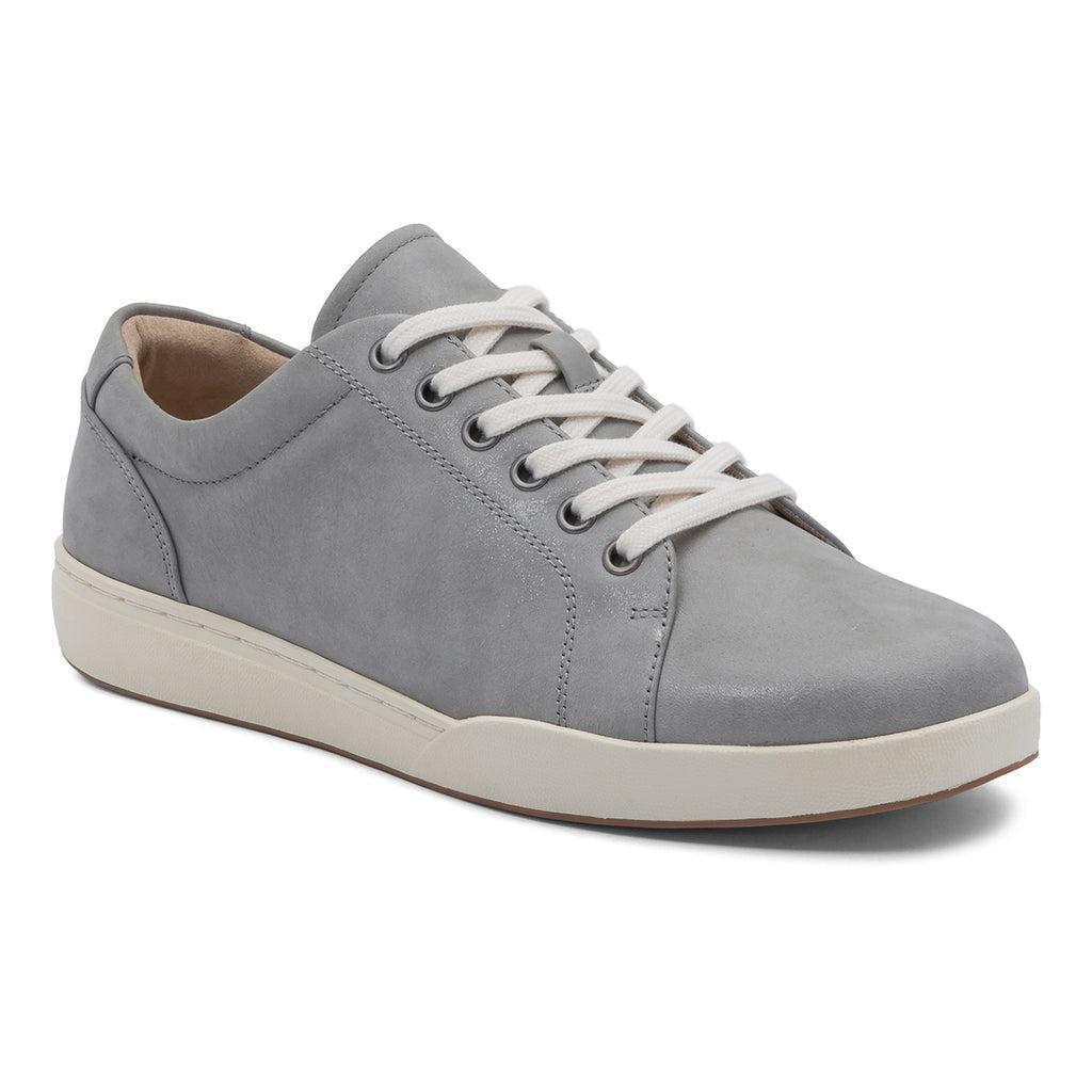 Encore Sneaker Product Image