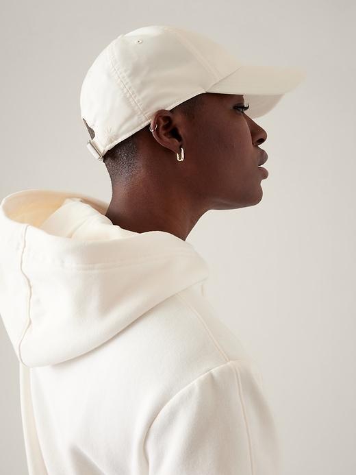 Athleta Cap Product Image