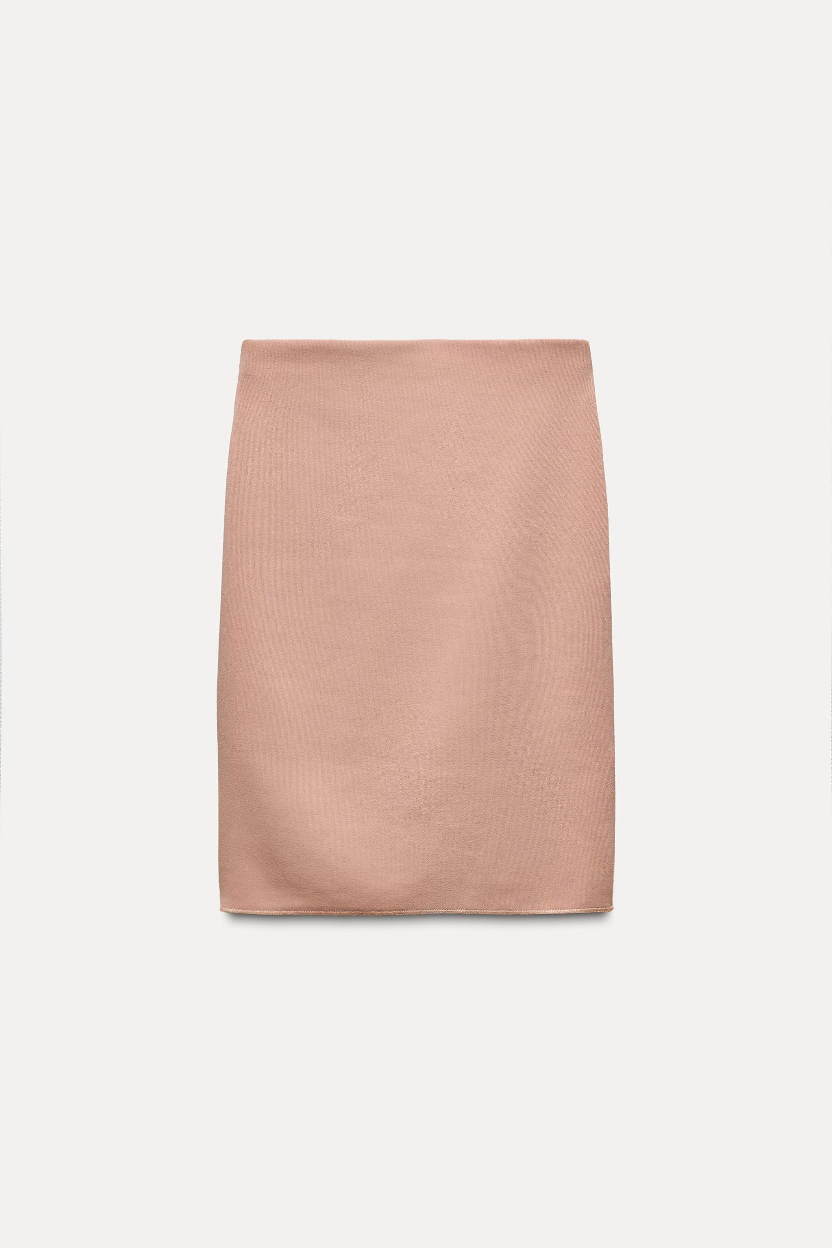 STRETCH CONTOURING SKIRT WITH BELT Product Image