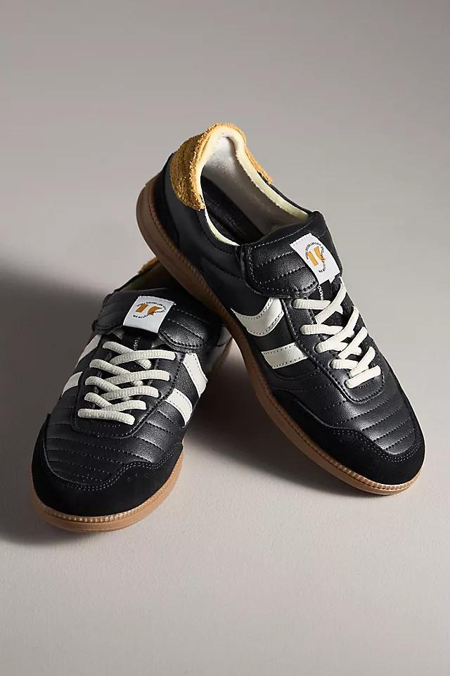 COOLWAY Silva Sneakers Product Image