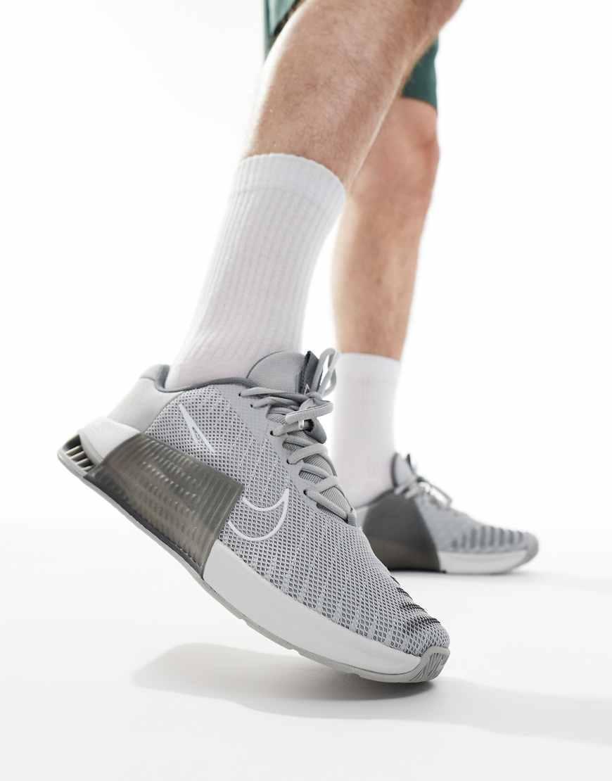 Nike Mens Metcon 9 - Training Shoes Light Smoke/White/Photon Dust Product Image