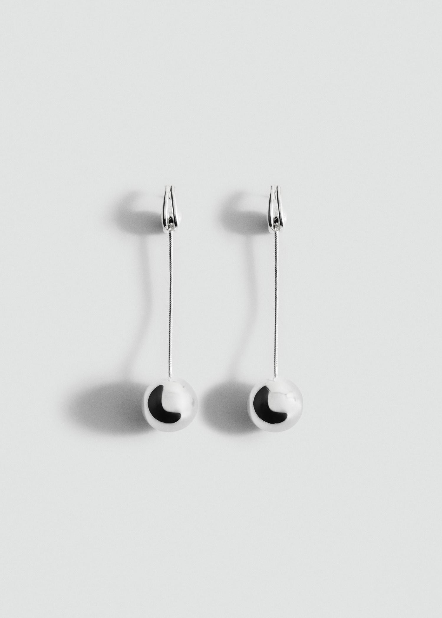 Thread sphere earrings - Women | MANGO USA Product Image