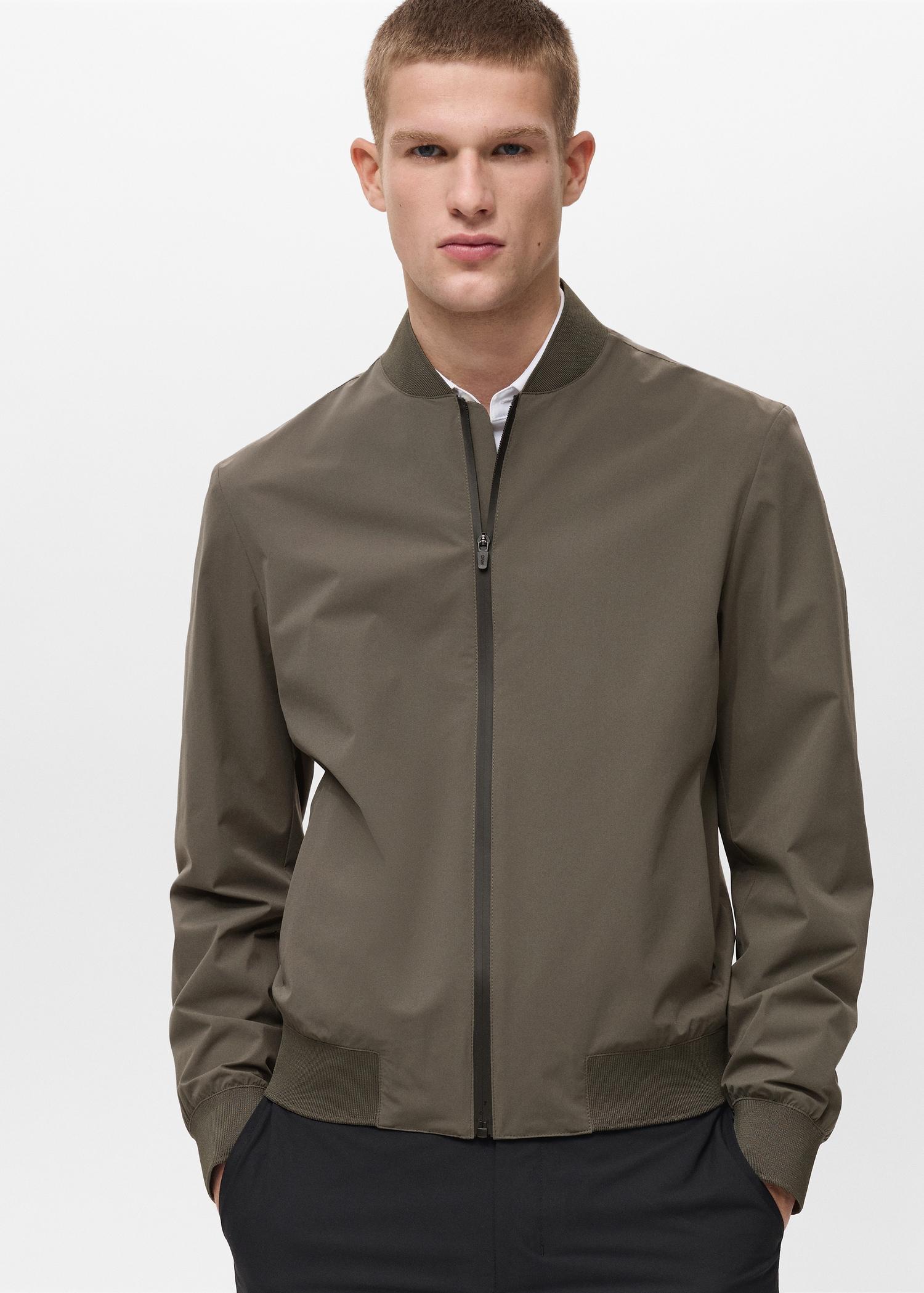 Waterproof bomber with COOLMAX® technology - Men | MANGO USA Product Image