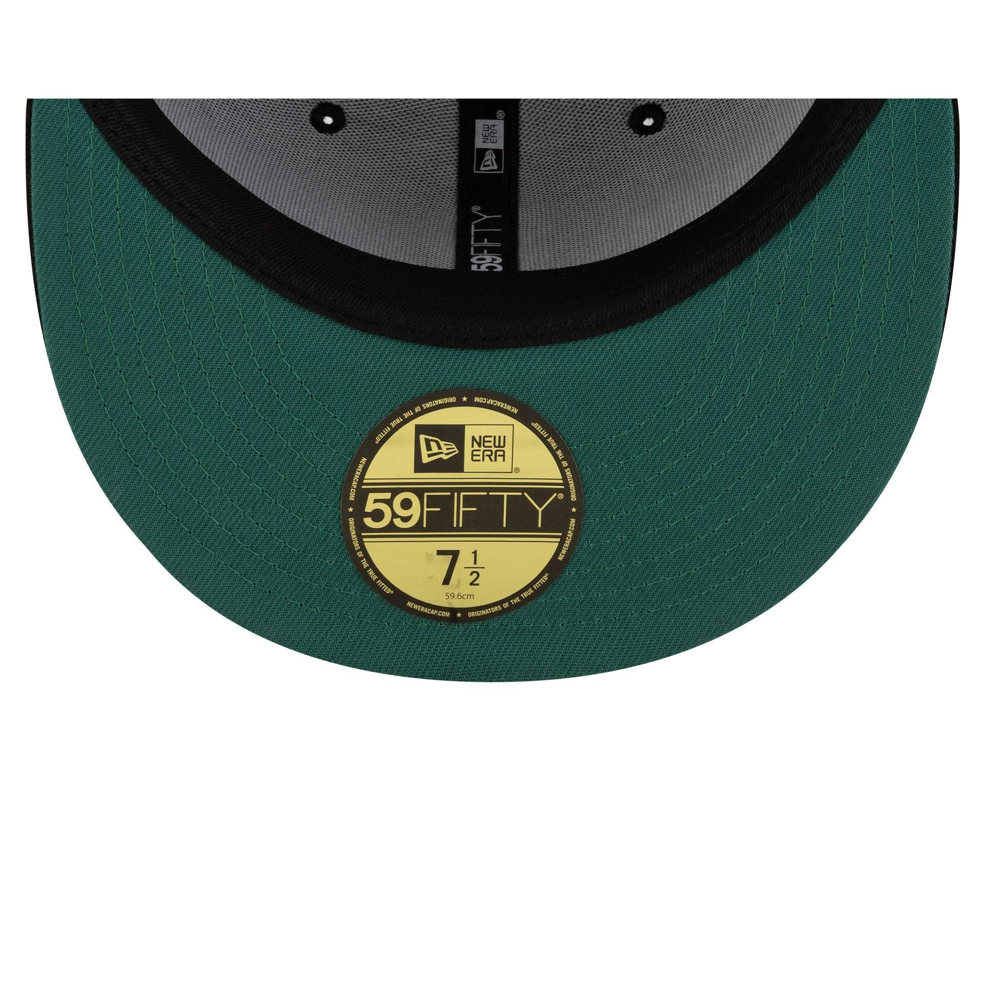 Boston Bruins Black 9FIFTY Snapback Hat Male Product Image
