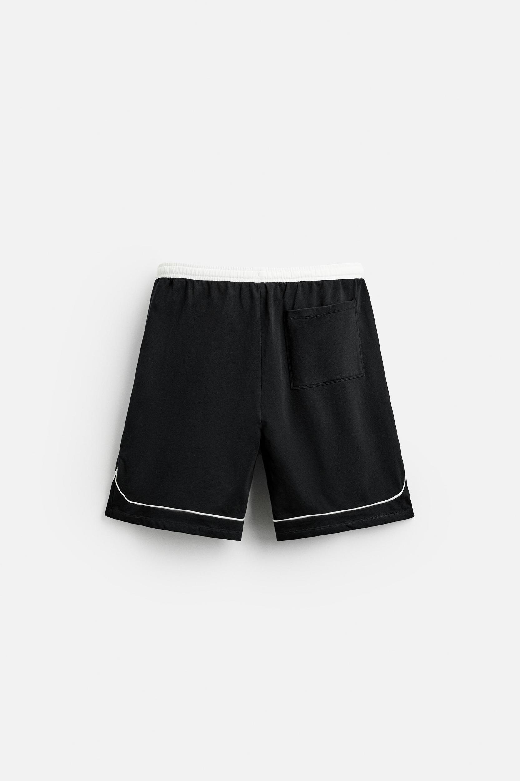 TEXT JOGGER SHORTS Product Image
