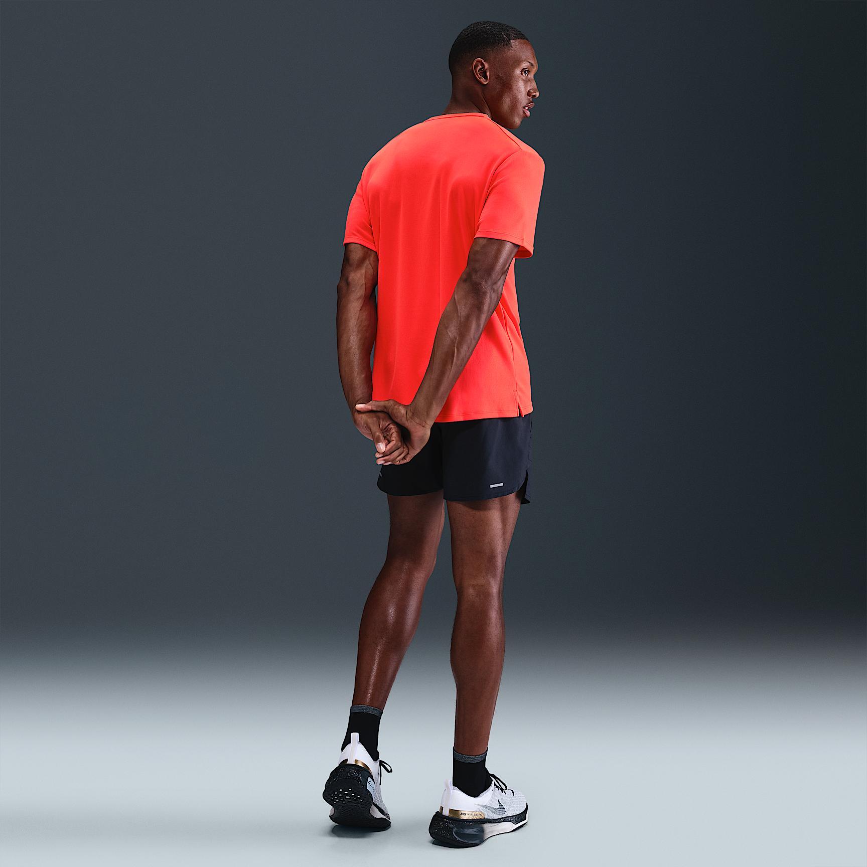 Nike Miler Men's Dri-FIT UV Short-Sleeve Running Top Product Image