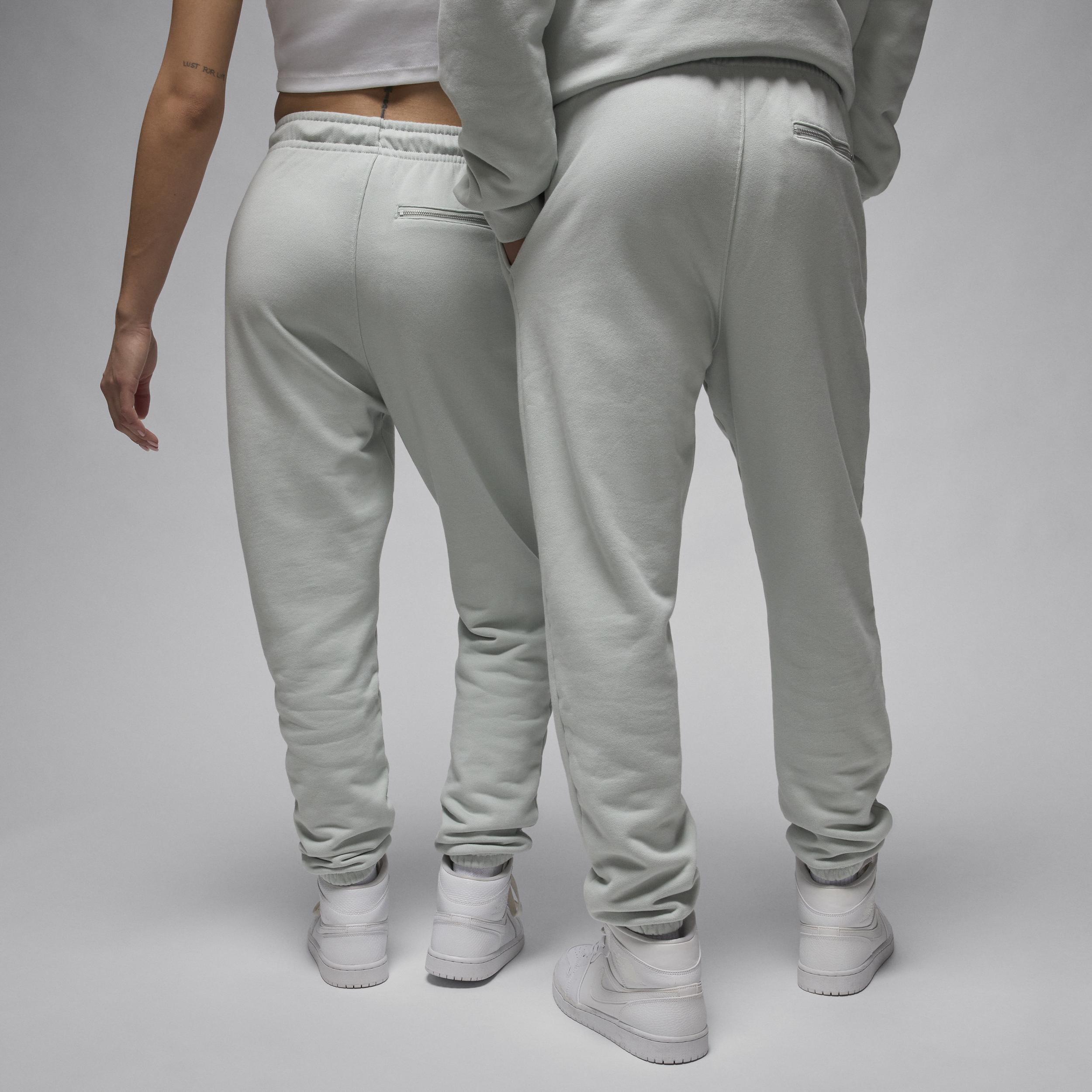 Jordan Mens Wordmark Fleece Pants Product Image