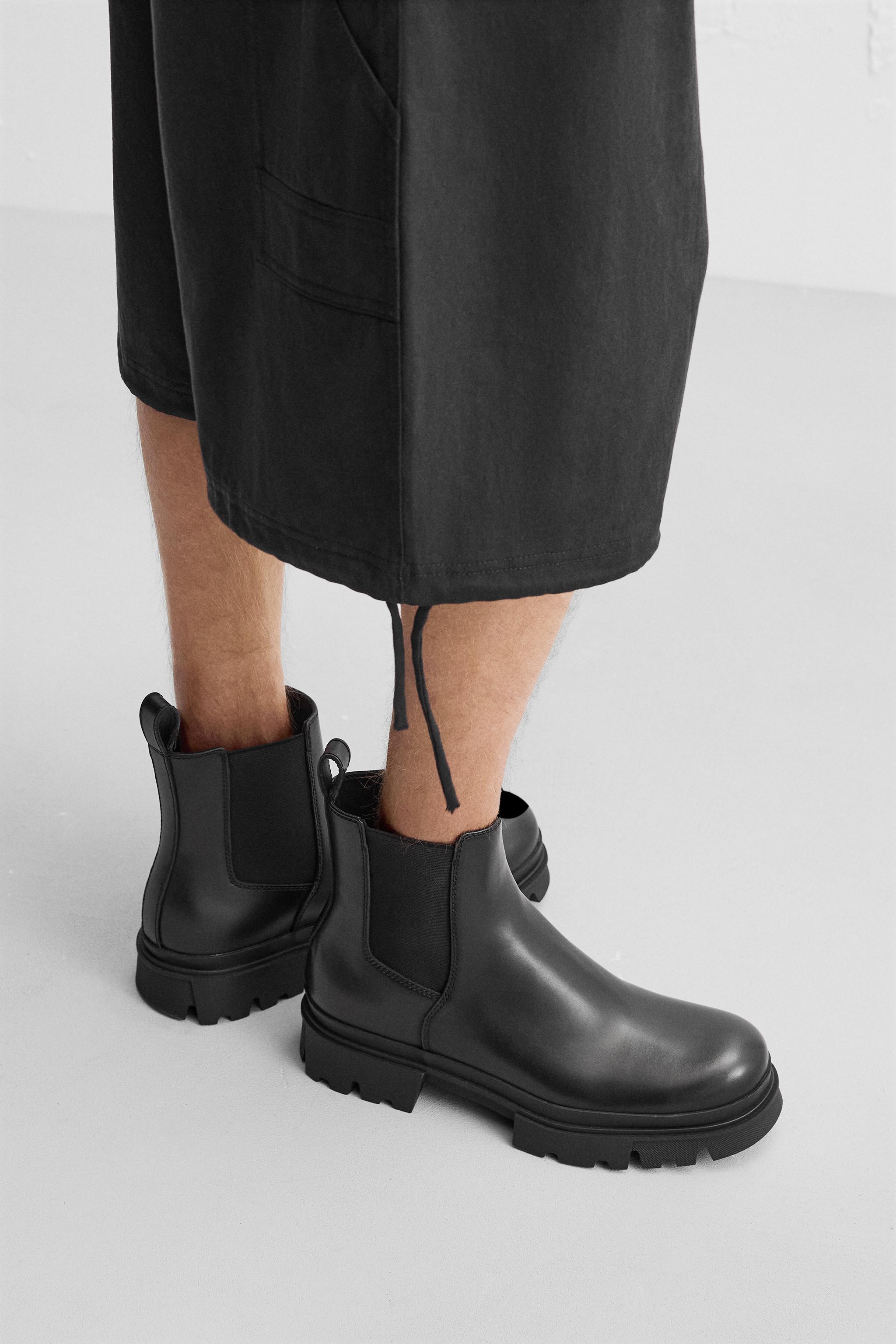 CHUNKY CHELSEA BOOTS Product Image