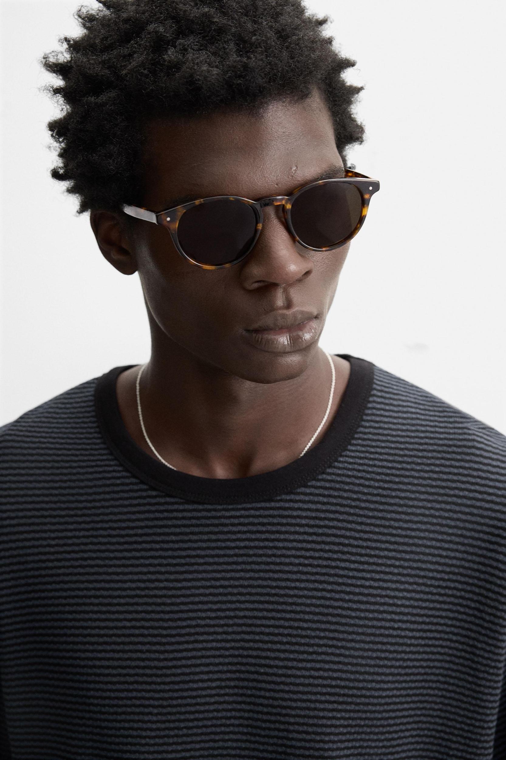 STRIPED JACQUARD T-SHIRT Product Image