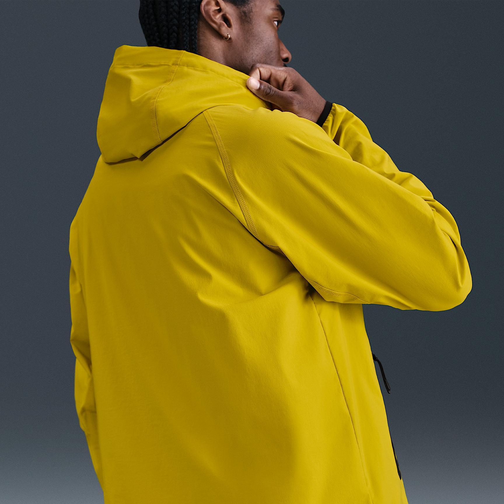 Nike Men's Tech Woven Jacket Product Image