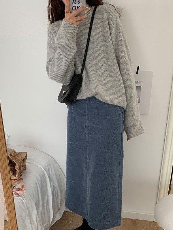 Solid Color Crew Neck Pullover Sweater Product Image