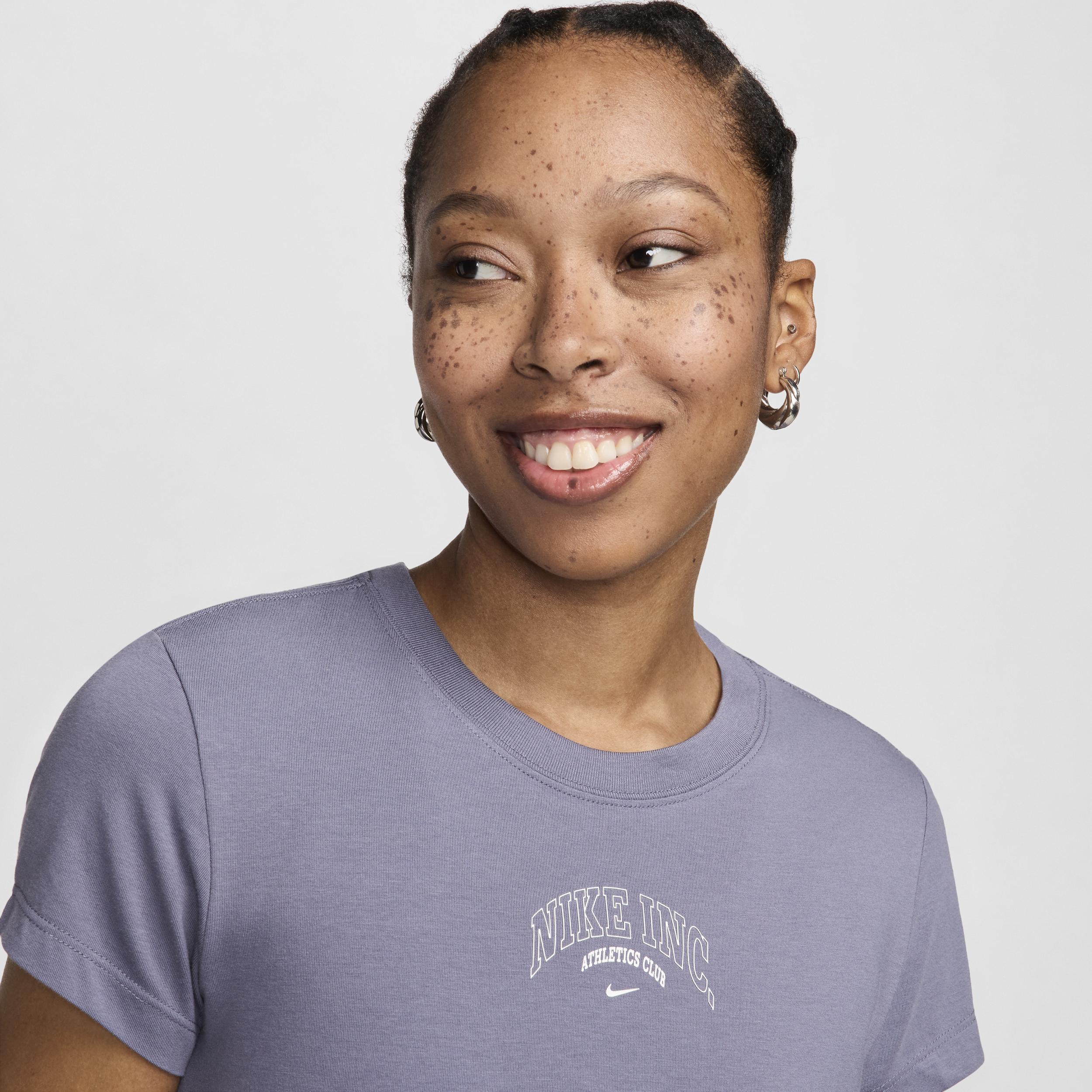 Nike Sportswear Chill Knit Women's Cropped T-Shirt Product Image