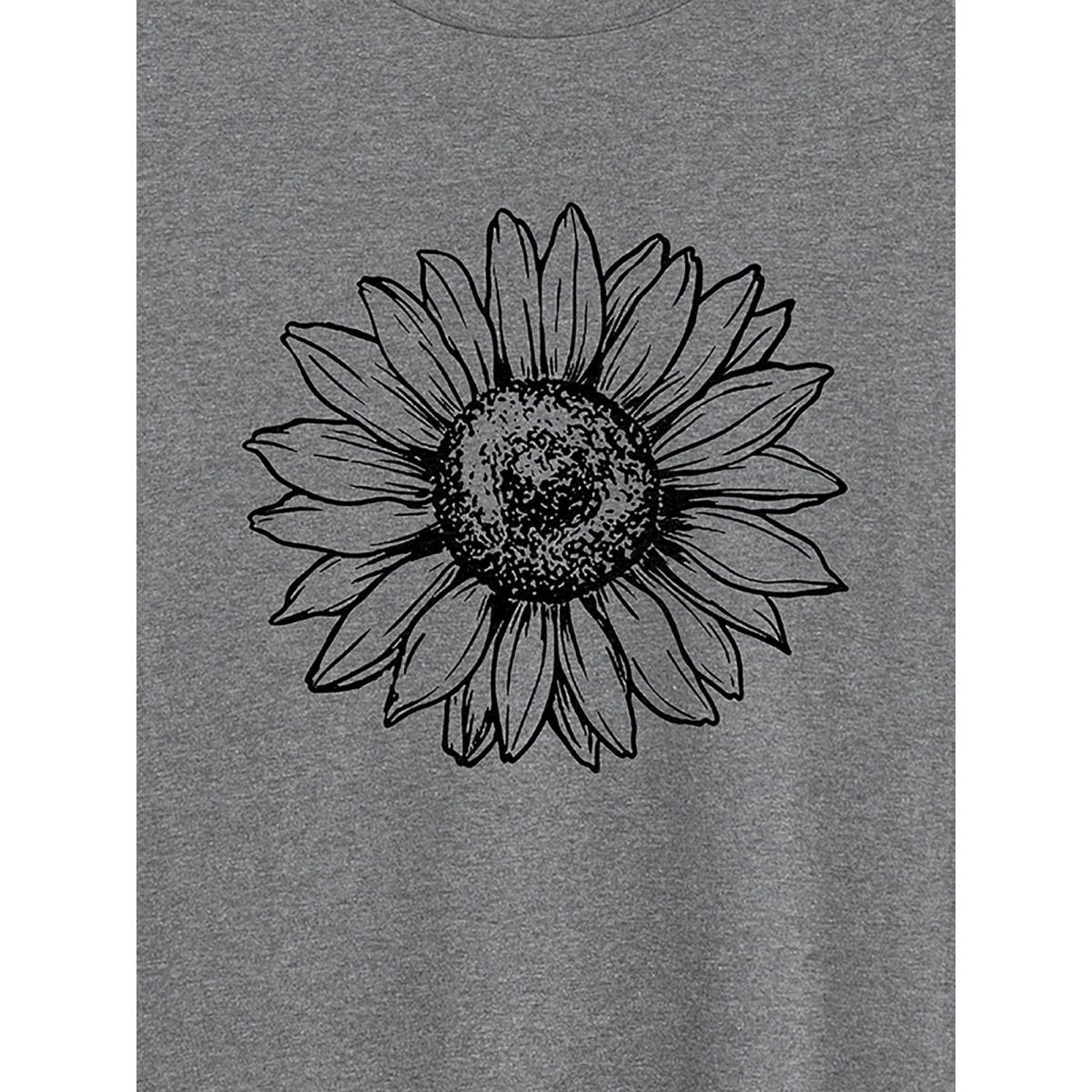 Plus Size Sunkissed Sunflower Round Neck T-Shirt DarkGray Women Non Natural Flowers Round Neck Everyday-Casual T-shirts BloomChic 26/4X Product Image