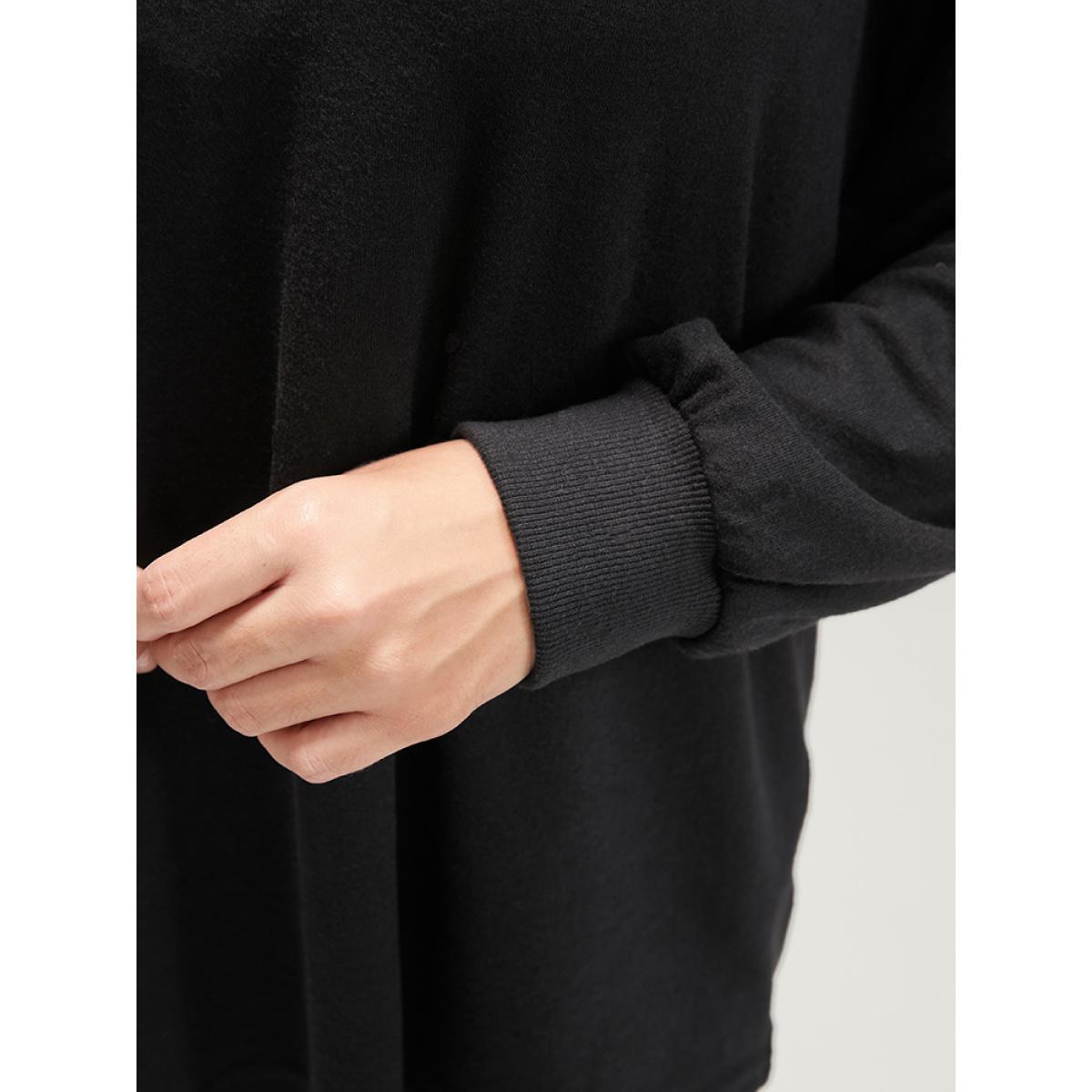Plus Size Solid V Neck Lace Trim Drop Shoulder Sweatshirt Women Black Elegant Lace V-neck Dailywear Sweatshirts BloomChic 26/4X Product Image