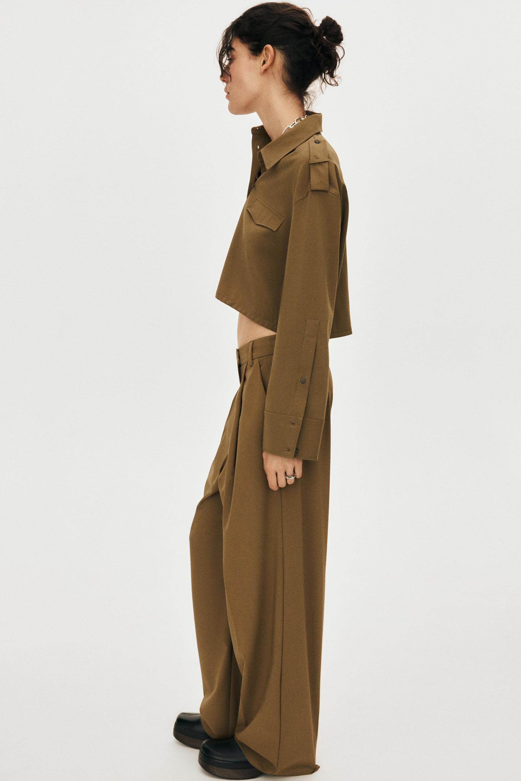 LAPEL COLLAR CROPPED SHIRT Product Image