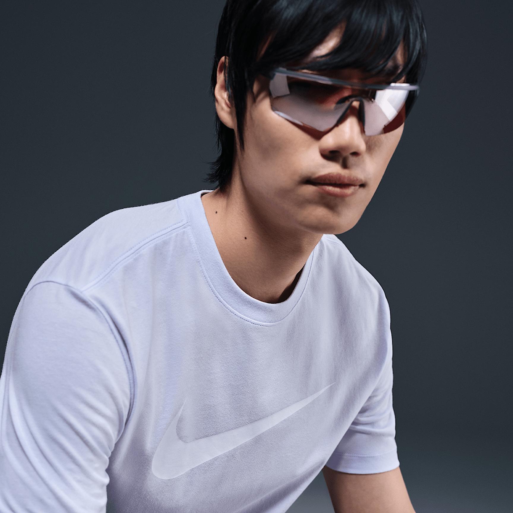 Nike Sportswear Swoosh Men's T-Shirt Product Image