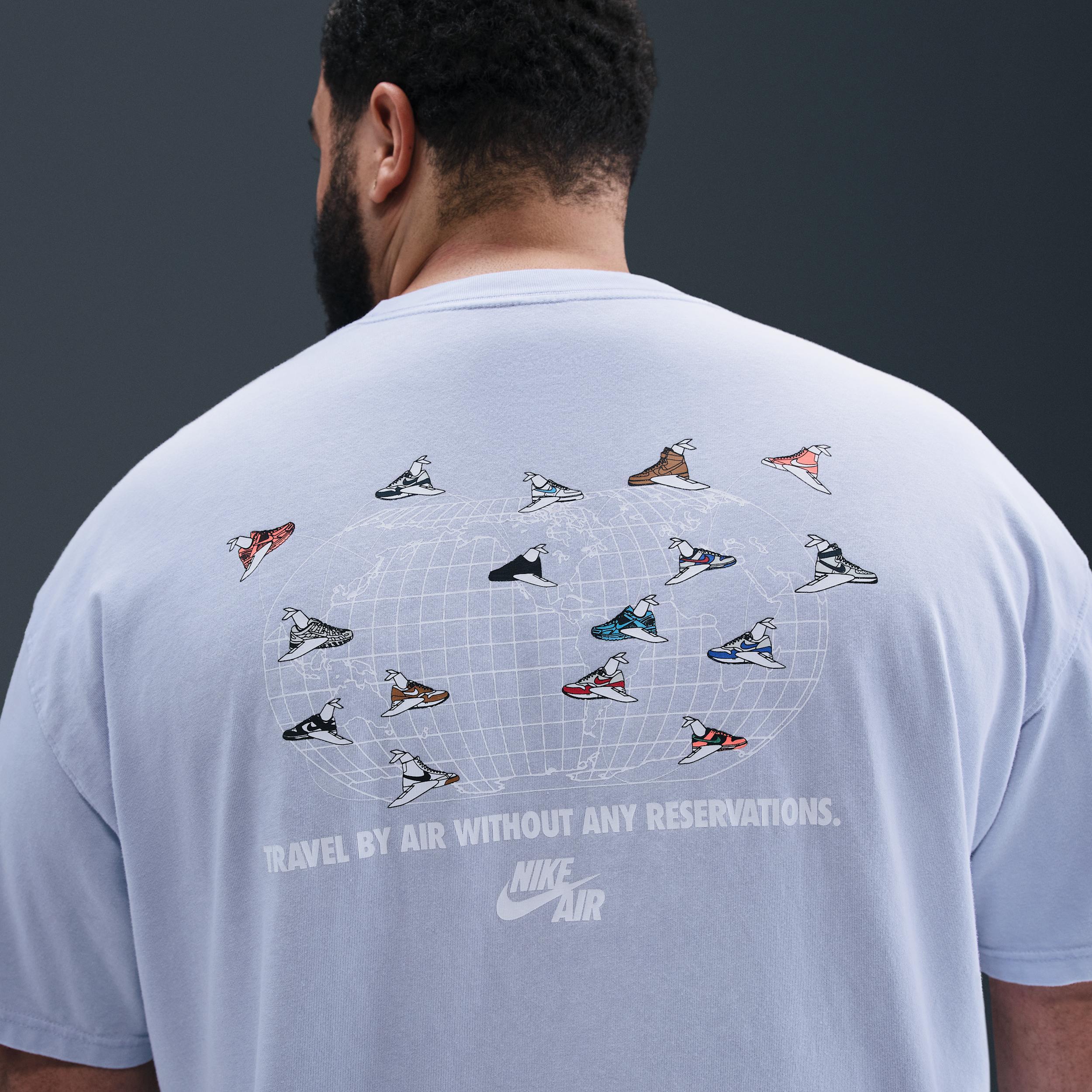 Nike Sportswear T-Shirt Product Image