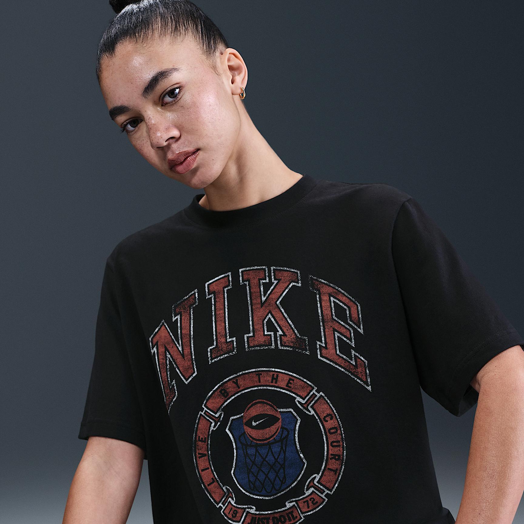 Nike Essential Women's T-Shirt Product Image