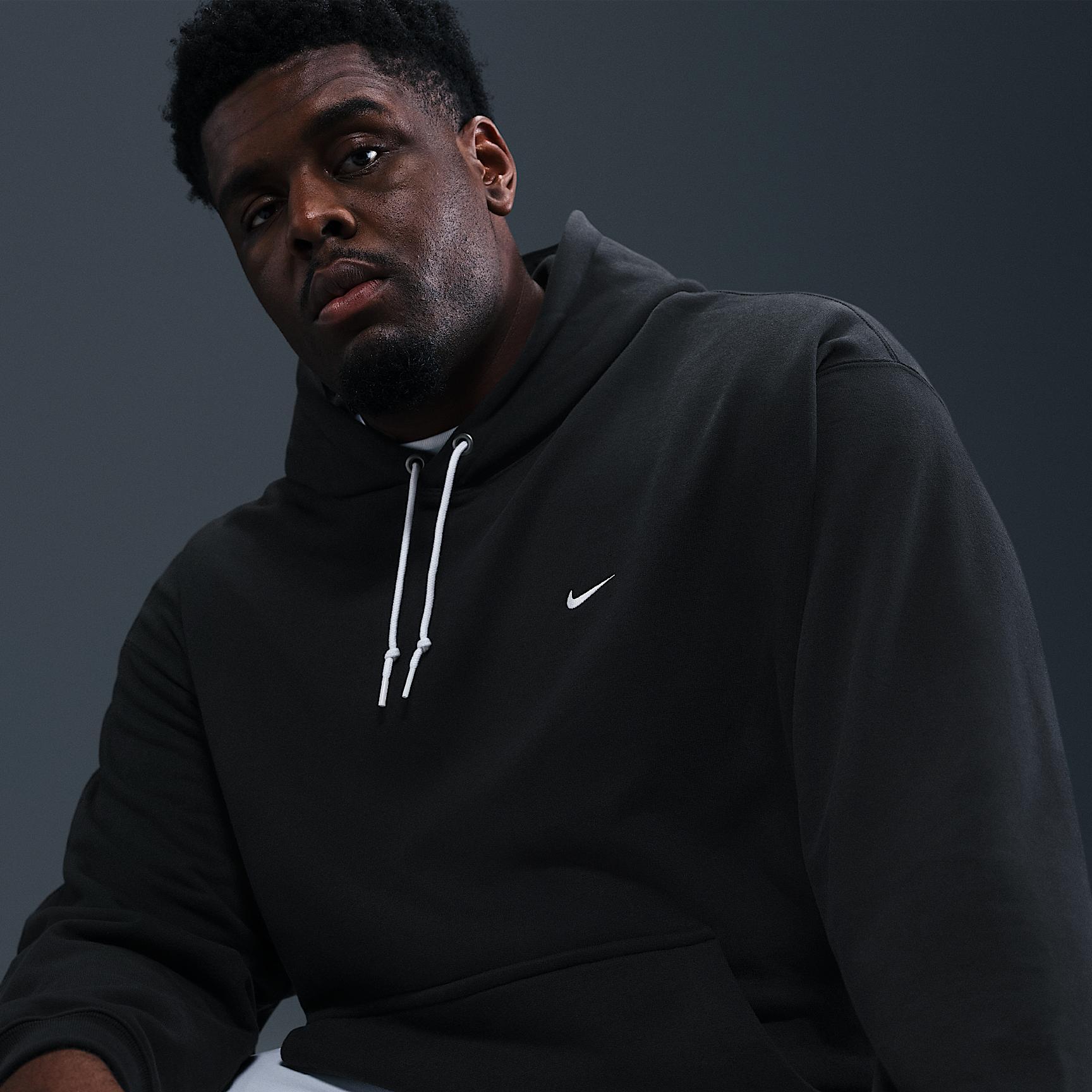 Nike Solo Swoosh Men's French Terry Pullover Hoodie Product Image