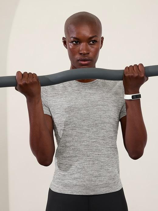 In Motion Seamless Heather Tee Product Image