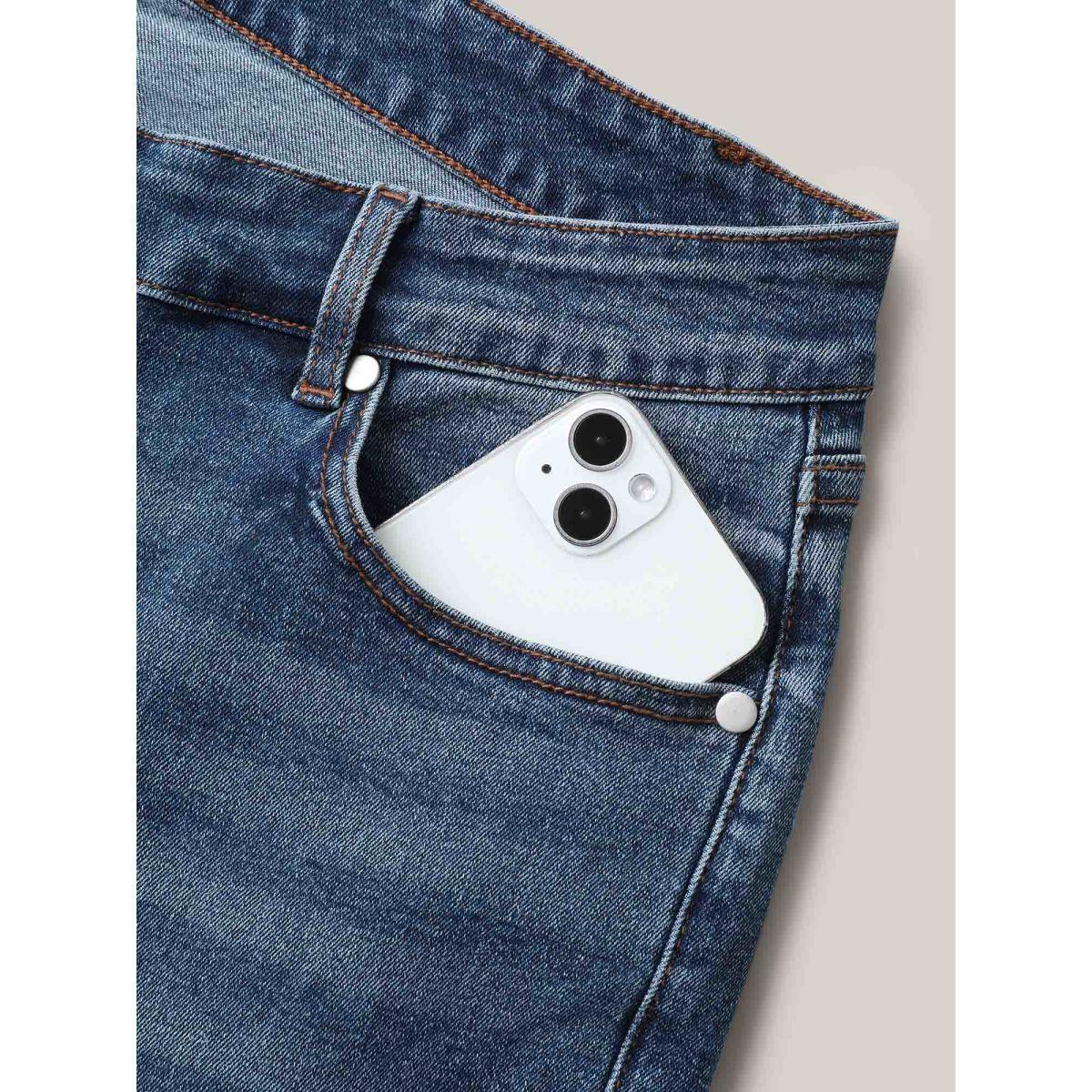 Plus Size Cowboy Waist Straight-Leg Mid-Rise Jeans Women Denimblue Medium stretch Slanted pocket Jeans BloomChic 24/3X Product Image