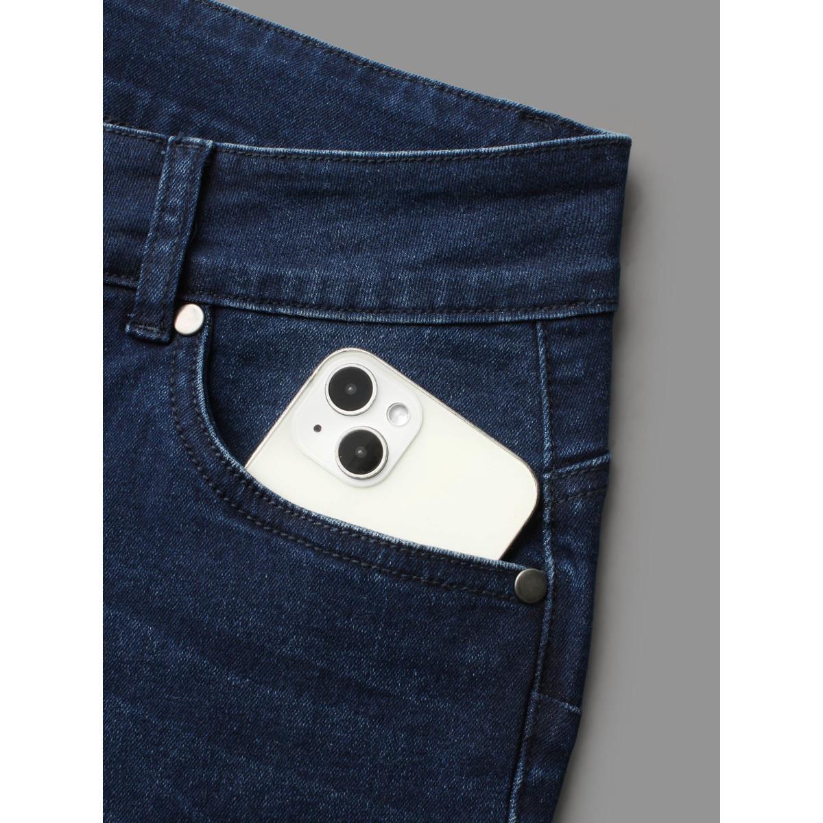 Plus Size Booty-Lifting Skinny Fit Mid-Rise Jeans Women Denimindigo Elegant Button Medium stretch Slanted pocket Jeans BloomChic 12/L Product Image